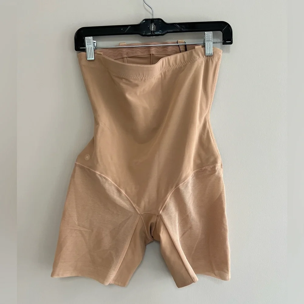 Honeylove NWT SuperPower Shapewear Short in Sand/Nude, size L - Picture 3 of 8